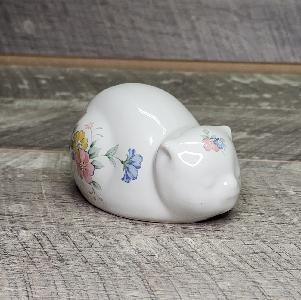 Vintage Action White Floral Cat Trinket Dish Lid